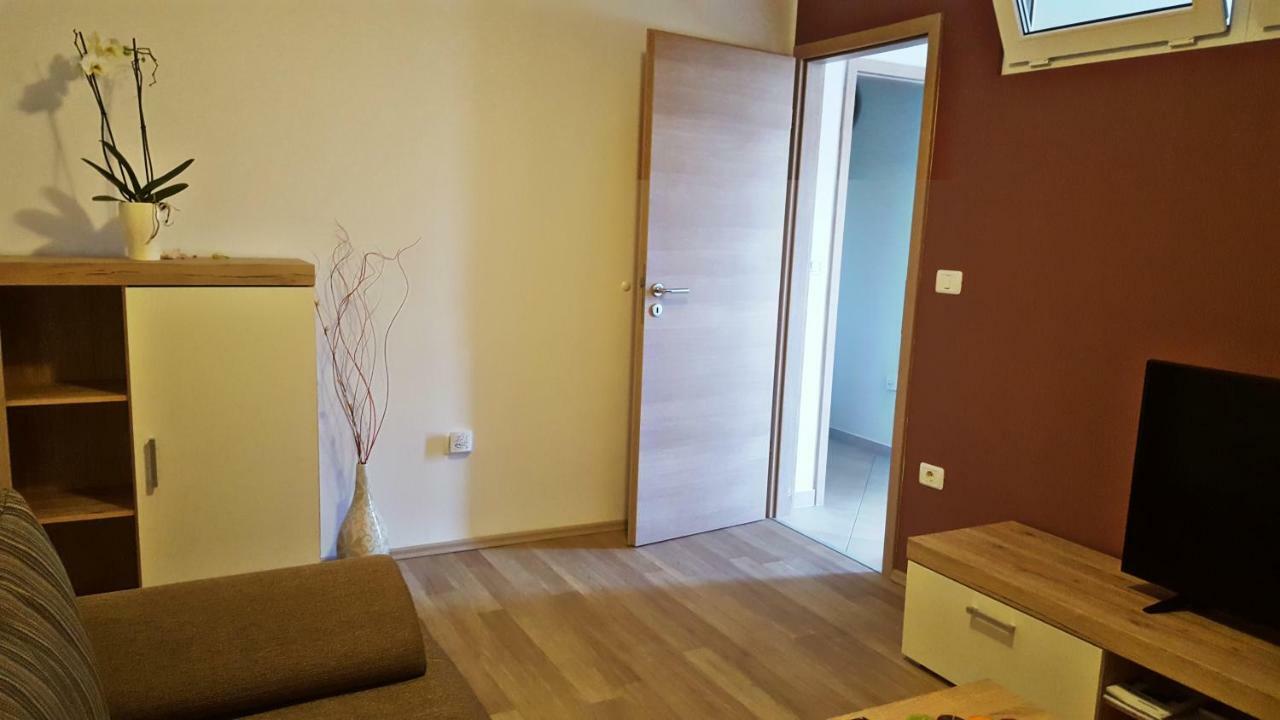 Apartment Tara 普拉 外观 照片